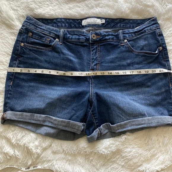 Torrid Denim FIRST AT FIT Shorts - Picture 9 of 11